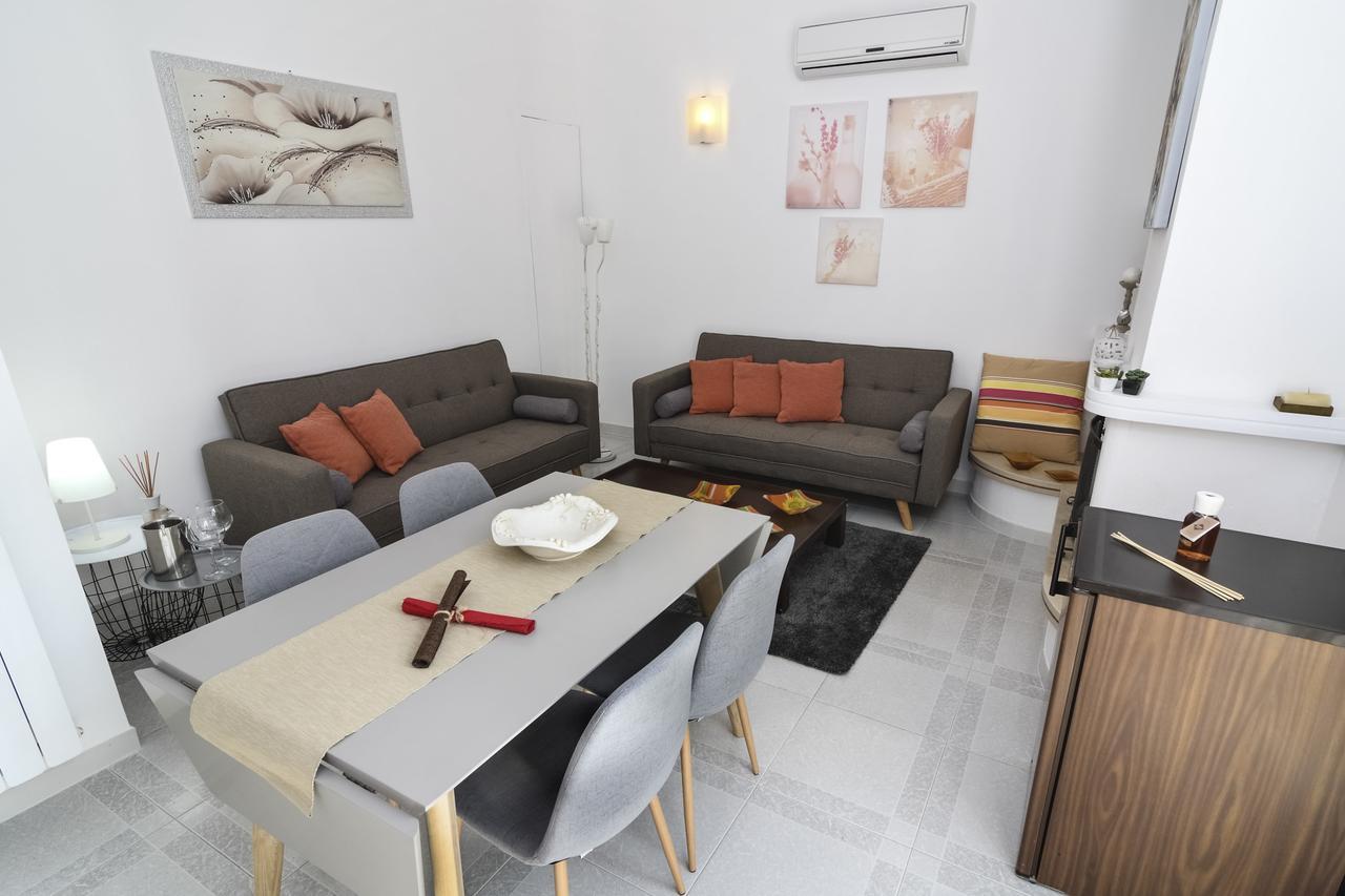 B&B Villa Genny A Pochi Passi Dal Mare Сан Каталдо Екстериор снимка